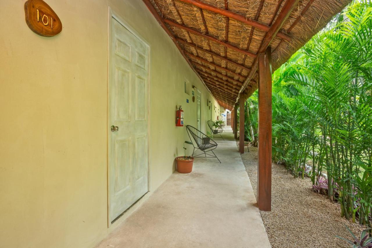 Tierra Maya Hotel Spa & Sanctuary Bacalar Exteriör bild